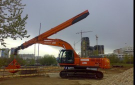 Hitachi ZX 225