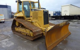 CAT D5
