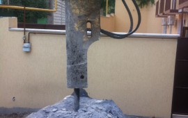 Аренда гидромолота на базе мини экскаватора