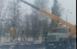 Автокран УРАЛ
