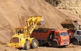 Продажа песка, щебня и дров с доставкой от 1 м3