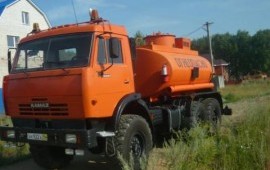 Автозаправщик вездеход 6*6, 7,8 м. куб., на баз-