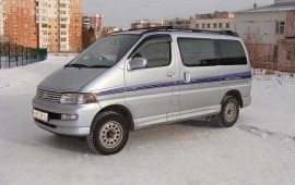 Предлагаю заказать аренду автобуса тойота хайс рег
