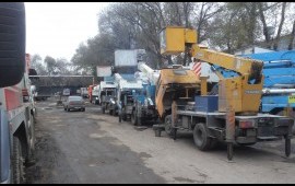 Организация сдаёт в аренду японские АГП 12-26м