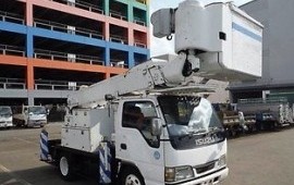 Аренда автовышки 15,18,22,26 метров № 1205449446,