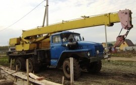 Автокран Урал 14тн 14м