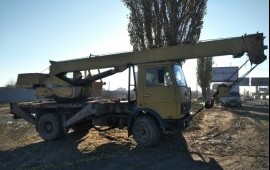 Автокран 14т