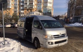 Услуги микроавтобуса Toyota Hiace