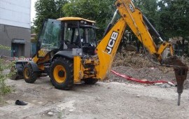Экскаватор САТ и JCB гидромолот буроям