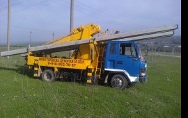 Ямобур, Монтаж опор ЛЭП, Автовышка