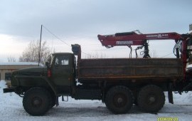 Грузовой эвакуатор Буксировка автомобилей
