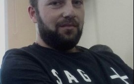 Артём