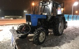 Трактор беларус Мтз 82 щетка плуг бочка косилка