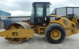 Аренда грунтового катка CAT CS56