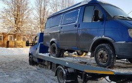 Эвакуатор +79689064000