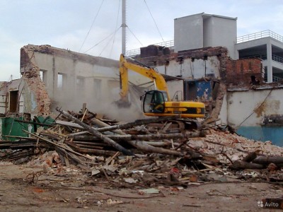 Демонтаж зданий, сооружений, металлоконструкций