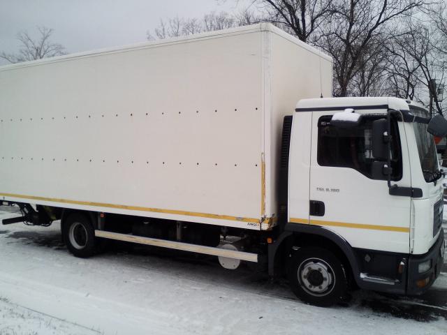 Купить 5 тонный. Ман ТГЛ 5 тонн. Man 10 тонник гидроборт. Ман фургон 5 тонн. Iveco 3.5 тонник.