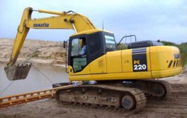 Komatsu PC220-7