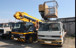 ISUZU