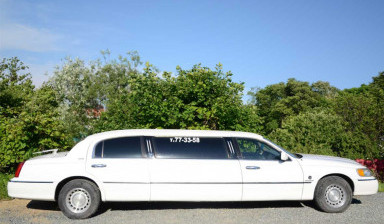 lincoln town car