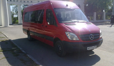 Микроавтобус мерседес