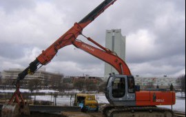 Hitachi EX 200