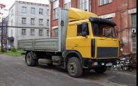 Грузоперевозки МАЗ бортовой,10 т. , 6.1 м. СПб и Лен. обл