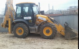 Аренда экскаватора-погрузчика JCB,MST,SNK