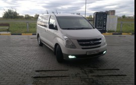 Hyundai H-1
