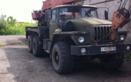 Автокран Урал (вездиход)