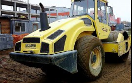 Каток грунтовый Bomag BW 213 D-4