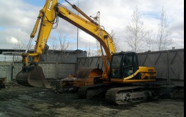 Сдам в аренду экскаватор JCB JS220LC