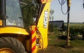 Аренда ямобура на базе JCB