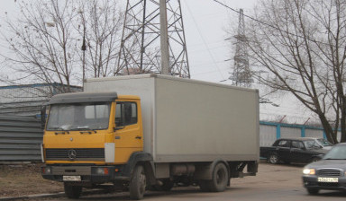 Водитель с личным грузовым авто