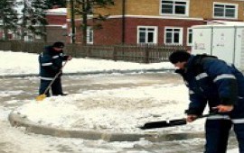 Уборка снега в Новосибирске