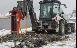 JCB+ ямобур+ гидромолот+ узкий ковш