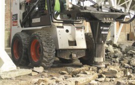 Аренда мини-погрузчика Bobcat S130