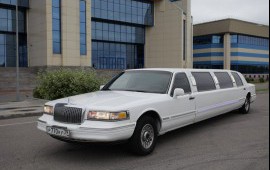 Прокат классического ЛИМУЗИНА Lincoln Town Car