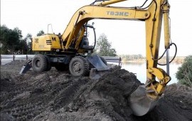 Услуги и аренда колесного экскаватора в Екатеринбурге