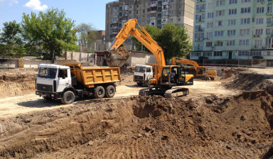 Аренда экскаватора колесного, гусеничного в Крыму в Северной