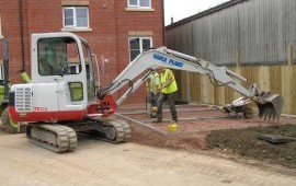 Услуги мини экскаватора Takeuchi TB 135