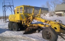 Продам автогрейдер дз