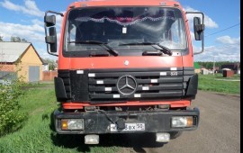 Mercedes