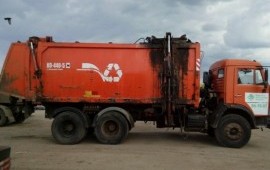 Мусоровоз с боковой загрузкой КО-440-5