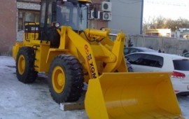 Фронтальный погрузчик