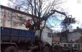 Демонтаж зданий, уборка строительного мусора