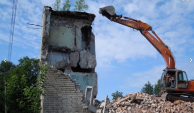 Демонтаж зданий в Урмарах