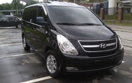 Микроавтобус Hyundai Starex