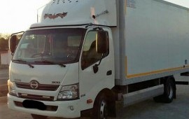 HINO 300