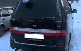Микроавтобус Nissan